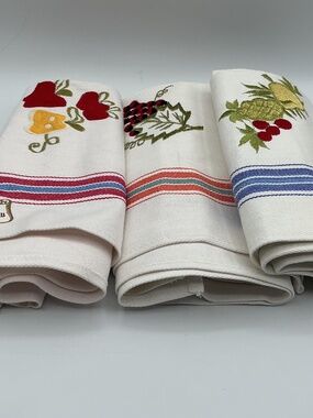 Italian Tea Towels Set of 3 embroidered 100% Cotton Fruit Floral Kitchen